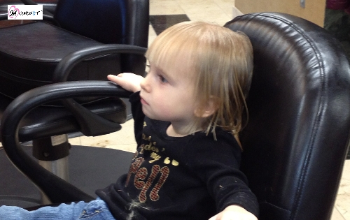 2 year old getting her hair cut