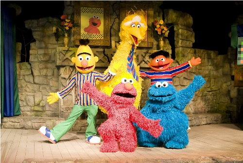 Dine with Elmo and Friends